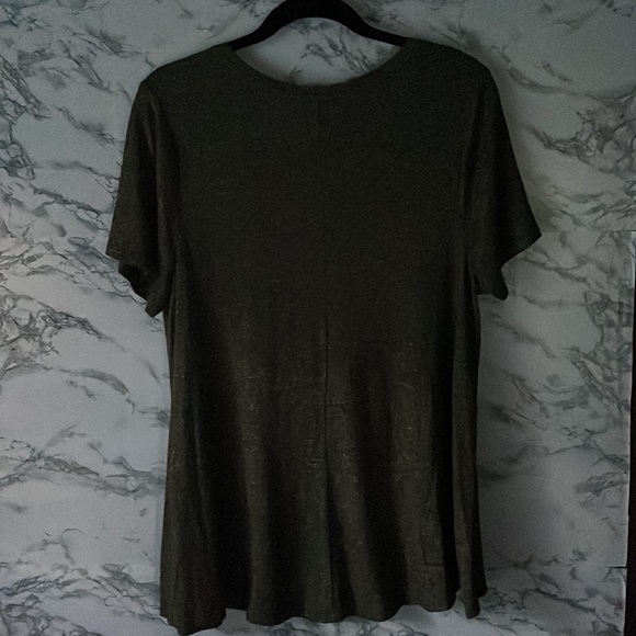 Lane Bryant size 14/16 olive marled short sleeve knit top. - Picture 5 of 5